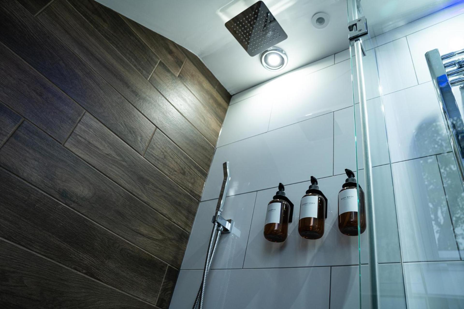 Chestnut Retreat A Stunning Annex Apartment Ossett Exterior foto